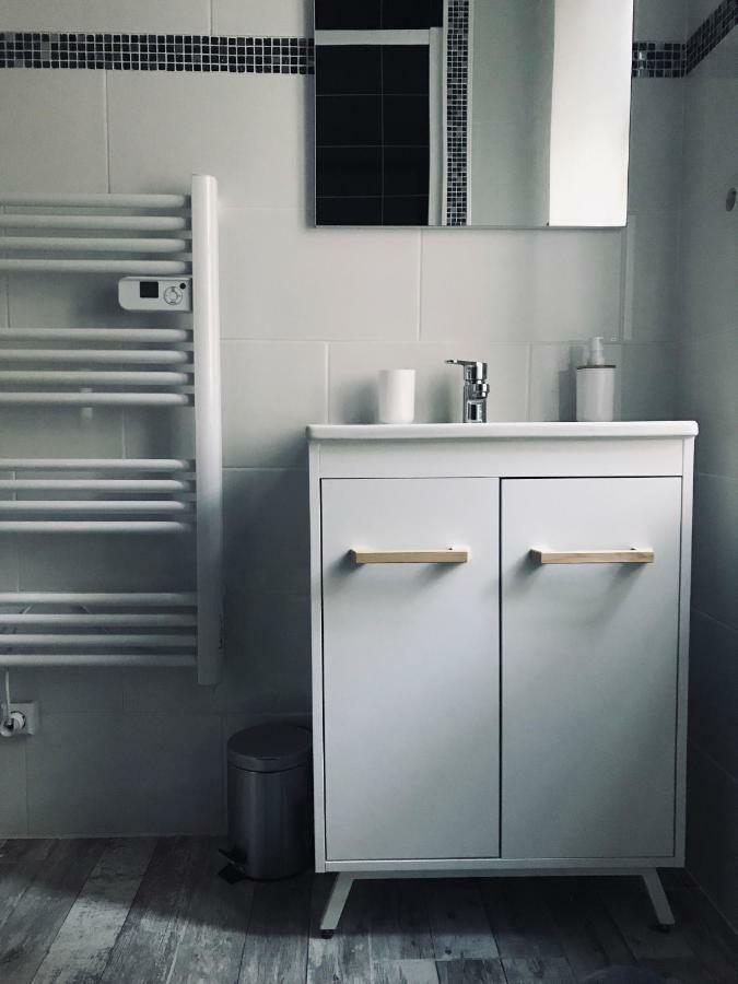 Appartement Standing نيفي المظهر الخارجي الصورة